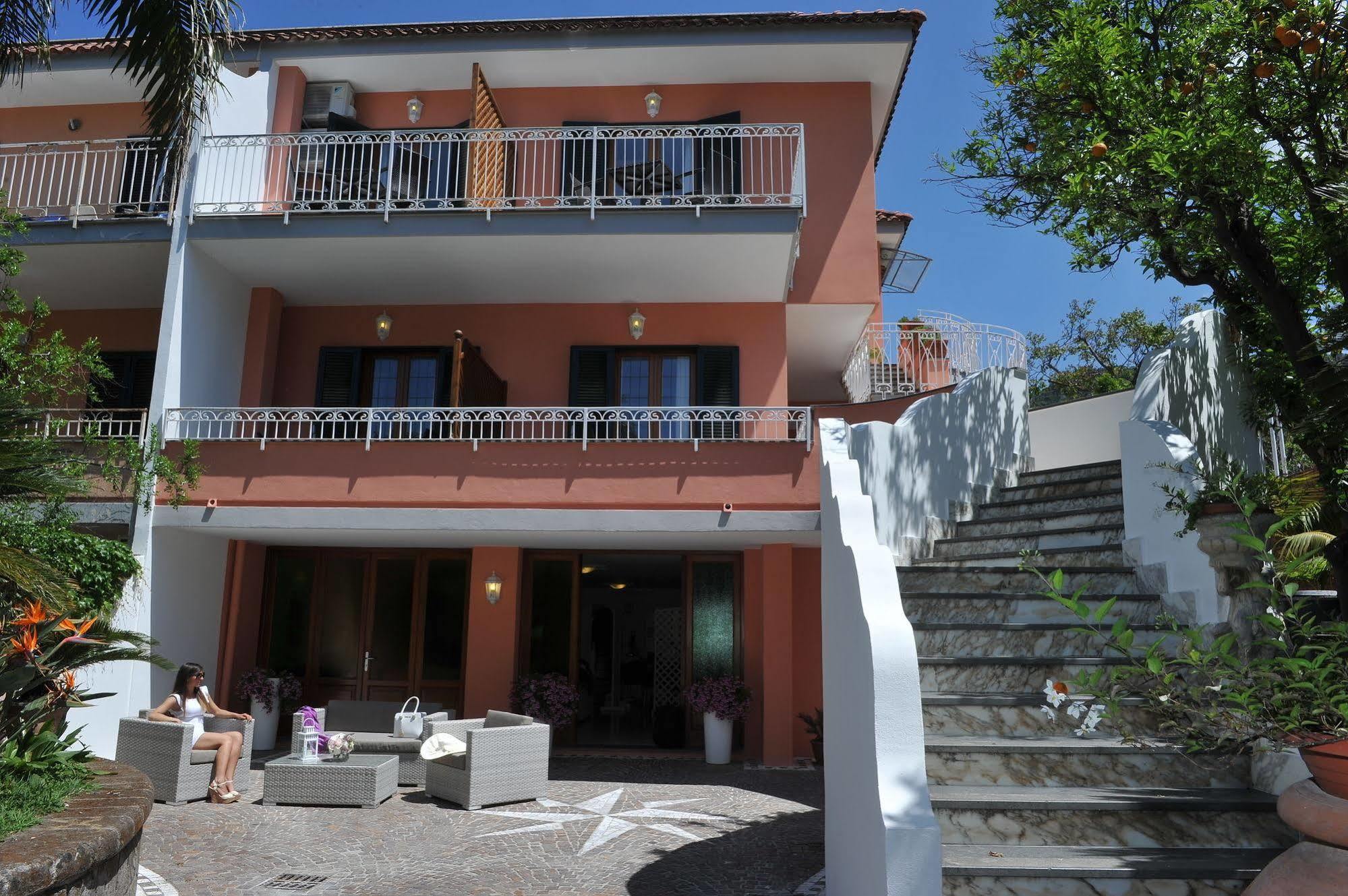 Relais Francesca Bed & Breakfast Piano di Sorrento Ngoại thất bức ảnh